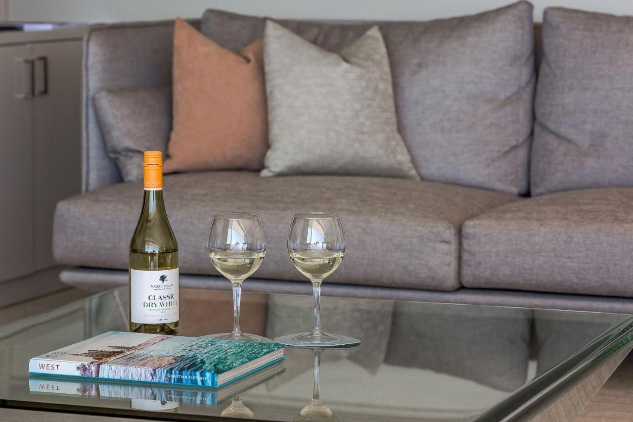 Smiths Beach Resort Яллингап Экстерьер фото A bottle of 2015 Dry Creek Valley Sauvignon Blanc