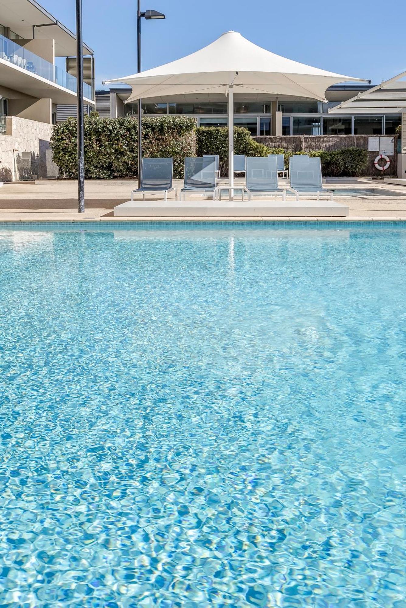 Smiths Beach Resort Яллингап Экстерьер фото Swimming pool
